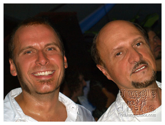 glow_barbados_jul29_2010-099