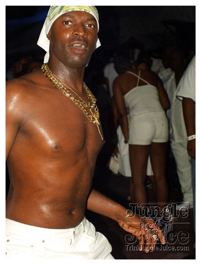 glow_barbados_jul29_2010-109