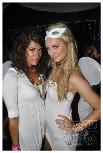 glow_barbados_jul29_2010-117