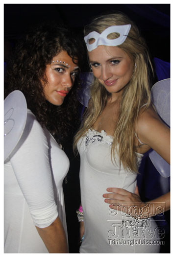 glow_barbados_jul29_2010-130