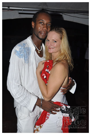 glow_barbados_jul29_2010-135