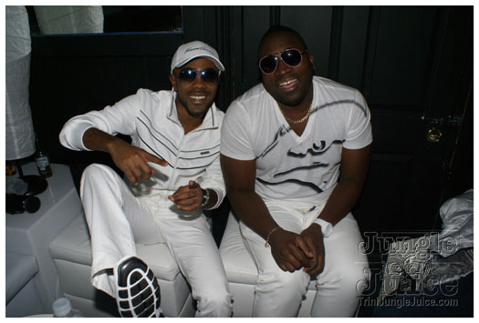 glow_we_palancing_may28-011