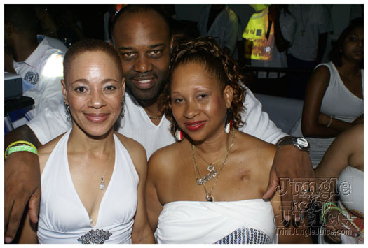 glow_we_palancing_may28-061