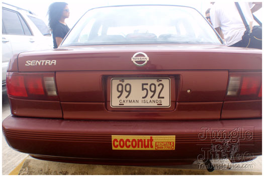 01_cayman_downtown-001