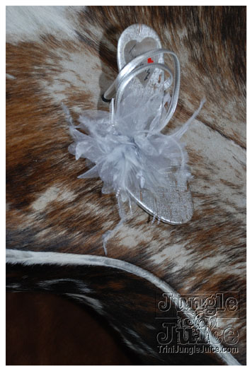 01_cayman_downtown-006