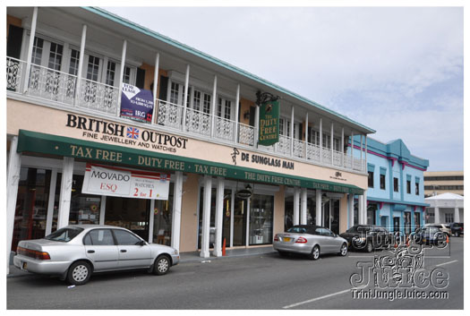 01_cayman_downtown-009