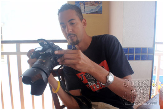 02_lunch_at_guy_harvey-003