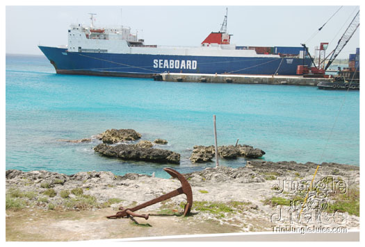 02_lunch_at_guy_harvey-005