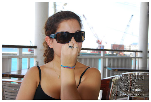 02_lunch_at_guy_harvey-016