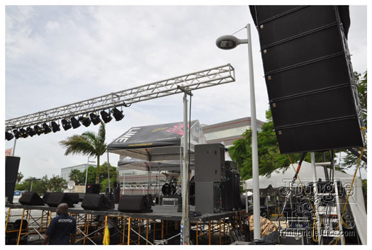 04_represent_venue_set_up-003