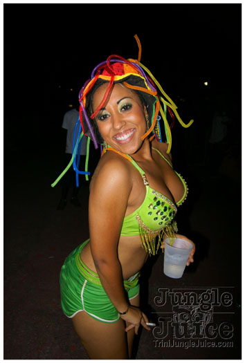 grenada_mon_night_mas_aug9-009