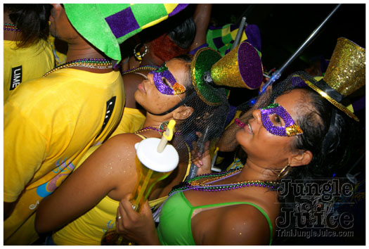 grenada_mon_night_mas_aug9-034