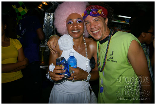 grenada_mon_night_mas_aug9-037