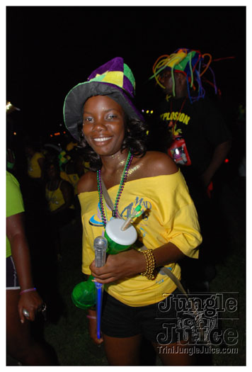 grenada_mon_night_mas_aug9-051