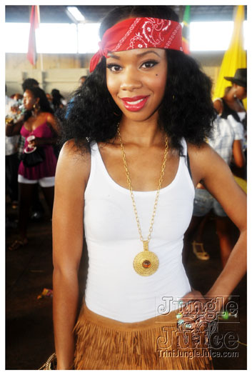 gyal_farm_2010_jul4-009