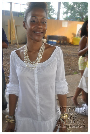 gyal_farm_2010_jul4-030