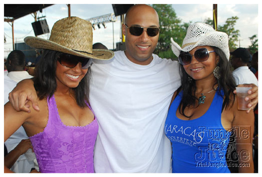 gyal_farm_2010_jul4-064