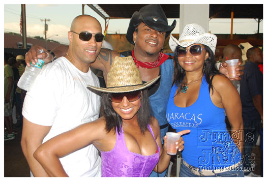 gyal_farm_2010_jul4-074