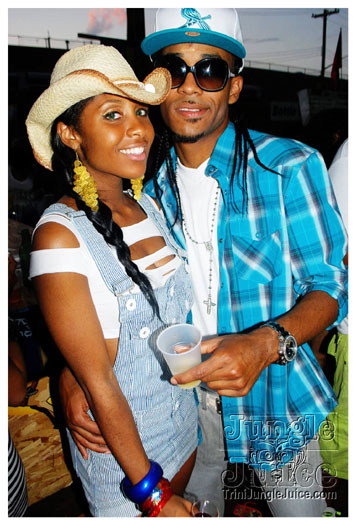 gyal_farm_2010_jul4-090