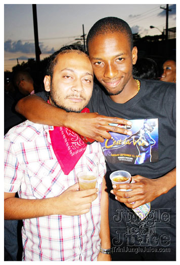 gyal_farm_2010_jul4-095