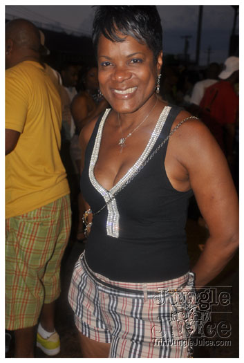 gyal_farm_2010_jul4-100