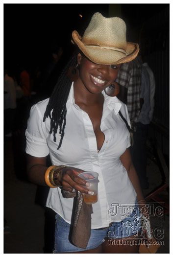 gyal_farm_2010_jul4-110