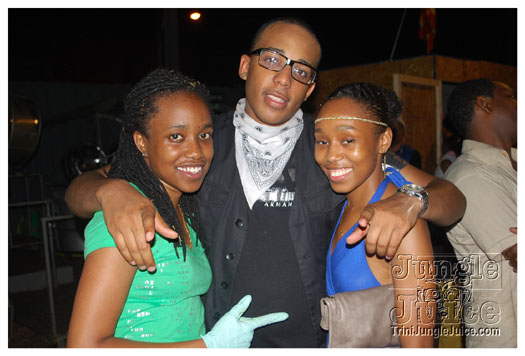 gyal_farm_2010_jul4-139