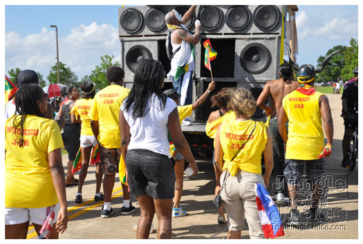houston_parade_jul4_2010_pt1-007