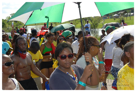 houston_parade_jul4_2010_pt2-014