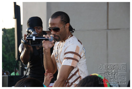 houston_parade_jul4_2010_pt2-118