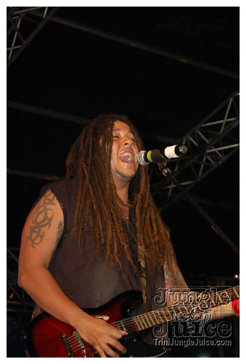 i_am_legend_3_apr3-016