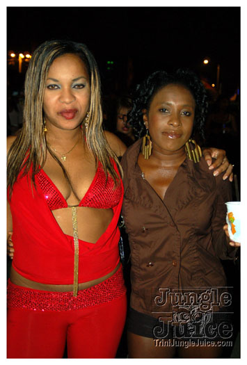 i_am_legend_3_apr3-024