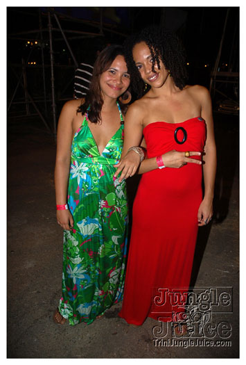 i_am_legend_3_apr3-039