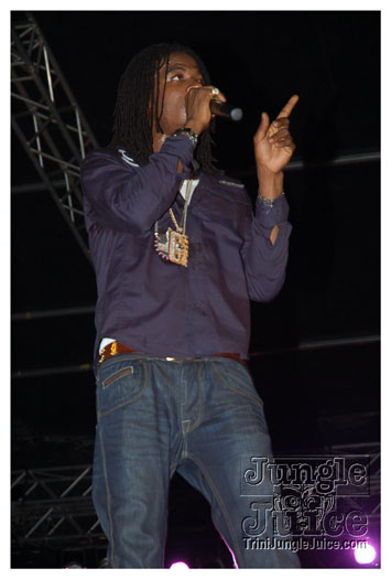 i_am_legend_3_apr3-078