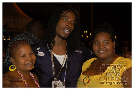 i_am_legend_3_apr3-083