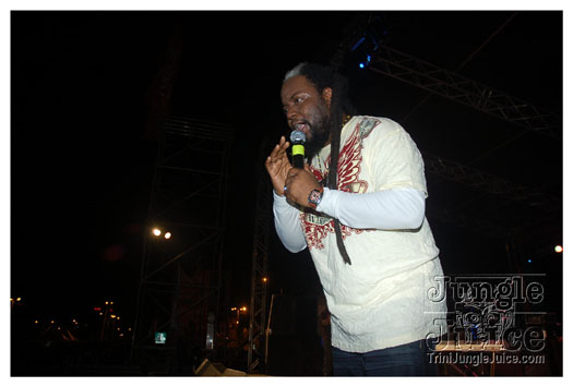 i_am_legend_3_apr3-112