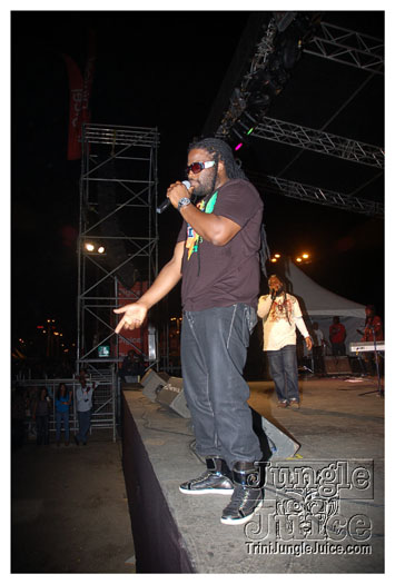 i_am_legend_3_apr3-117