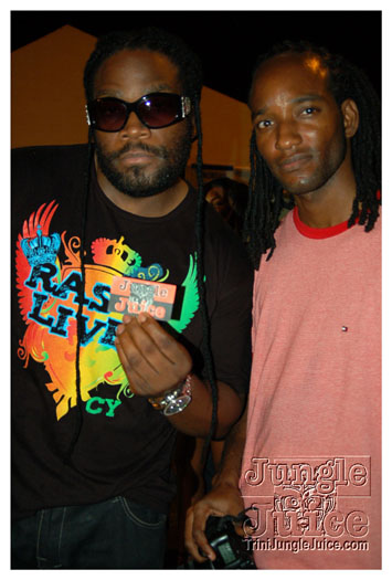 i_am_legend_3_apr3-128