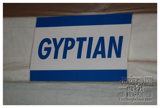 i_am_legend_3_apr3-131