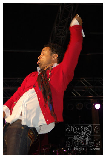 i_am_legend_3_apr3-178