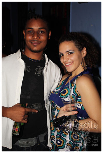 intl_wednesdays_jul7-015