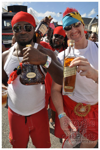 islandpeople_mas_2010_tuesday_part1-135