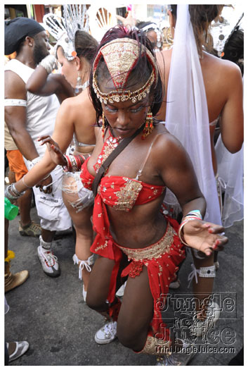 islandpeople_mas_2010_tuesday_part3-095