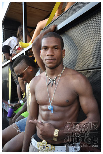 islandpeople_mas_2010_tuesday_part3-191