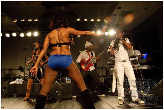 jingle_bells_xmas_dec23-122