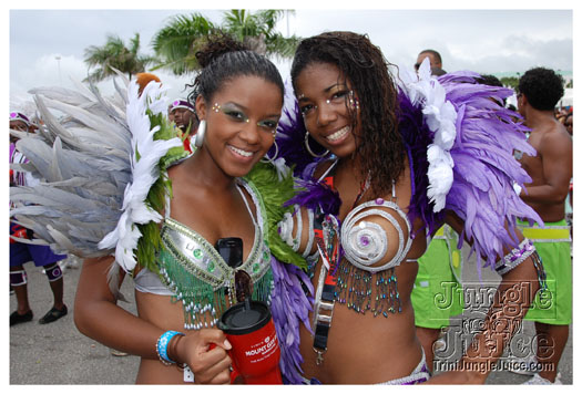 kadooment_day_2010_pt1-005