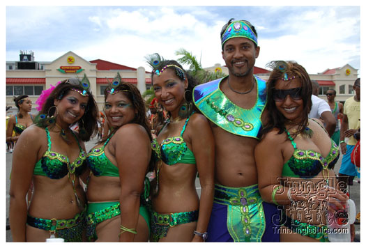 kadooment_day_2010_pt1-008