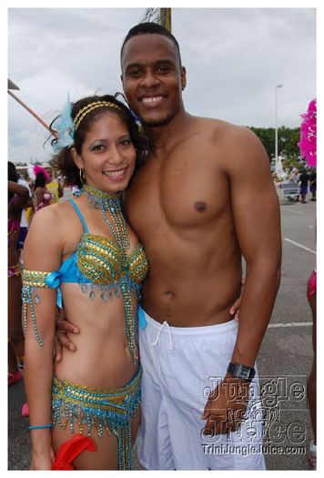 kadooment_day_2010_pt1-010