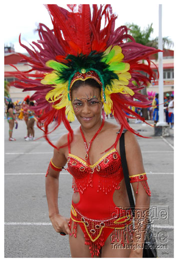 kadooment_day_2010_pt1-015