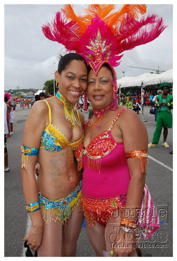 kadooment_day_2010_pt1-019